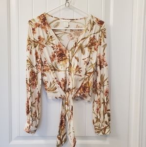 Patterned tie front top